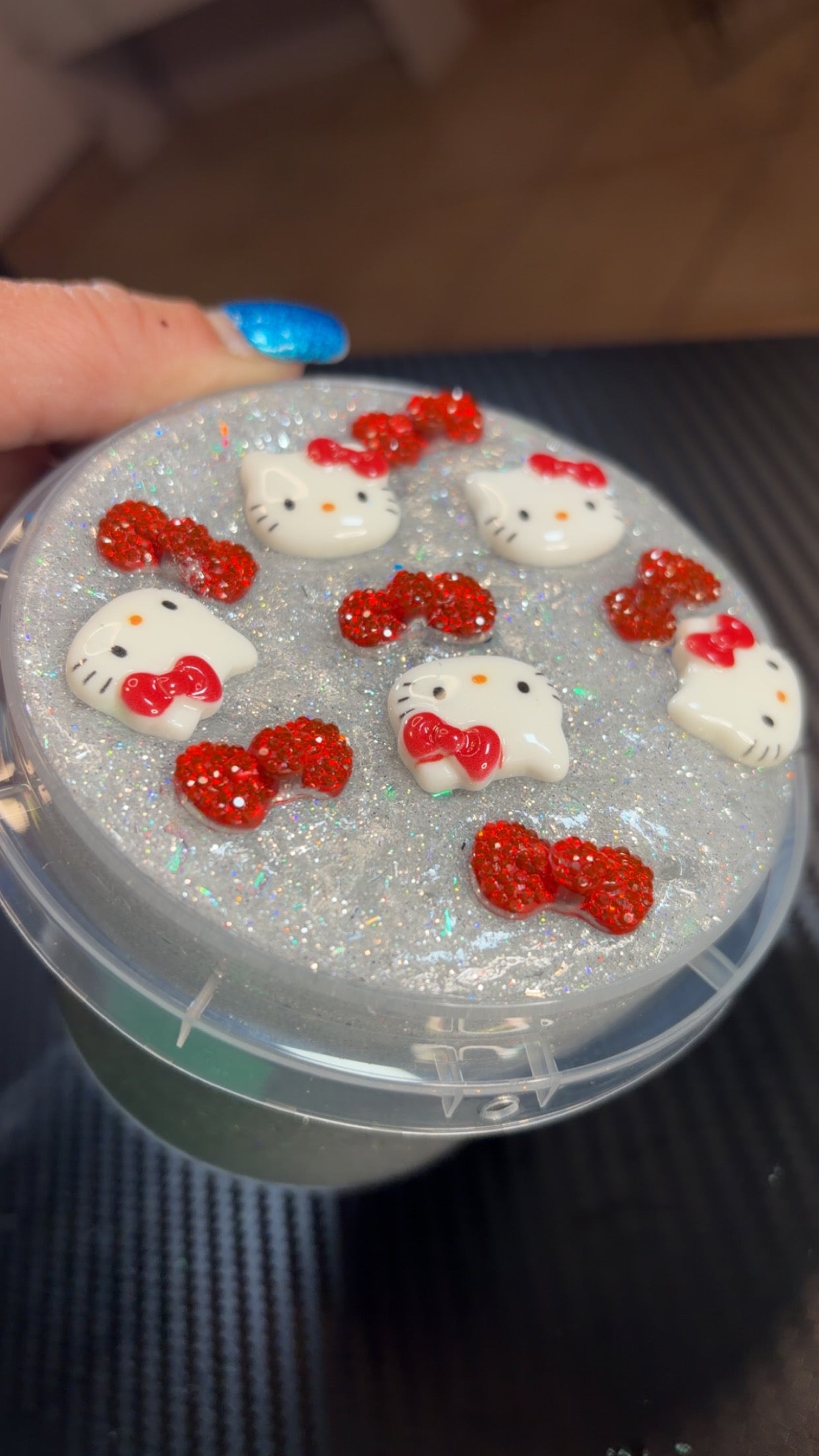 Hello Kitty Sparkle